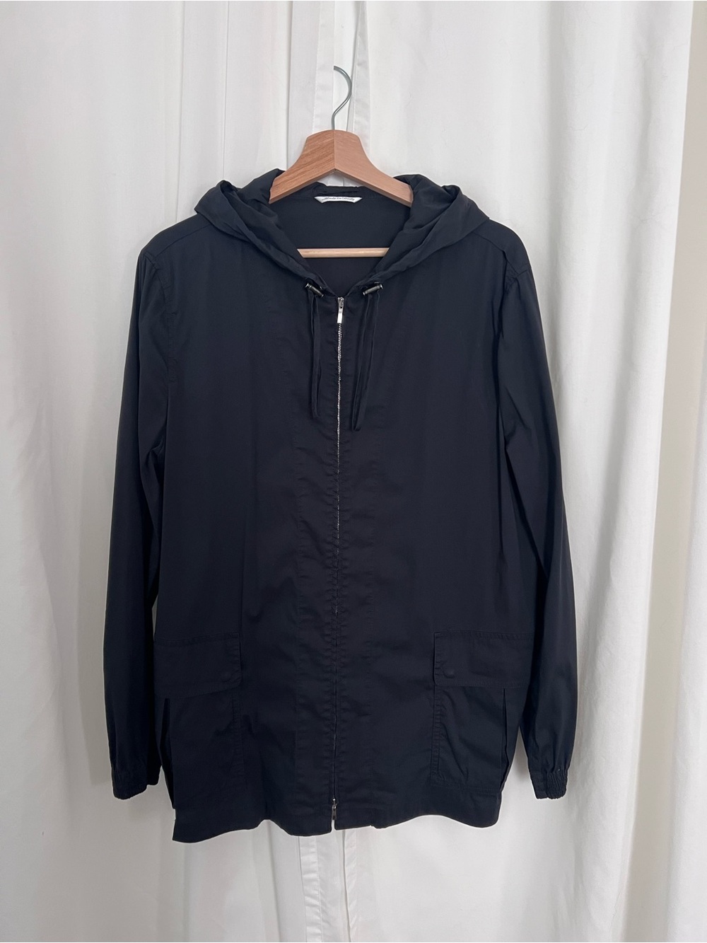 Women MaxMara black Windbreaker. Size 12